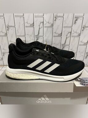 New Adidas Supernova Running Gym Training Shoes Black White Mens 8